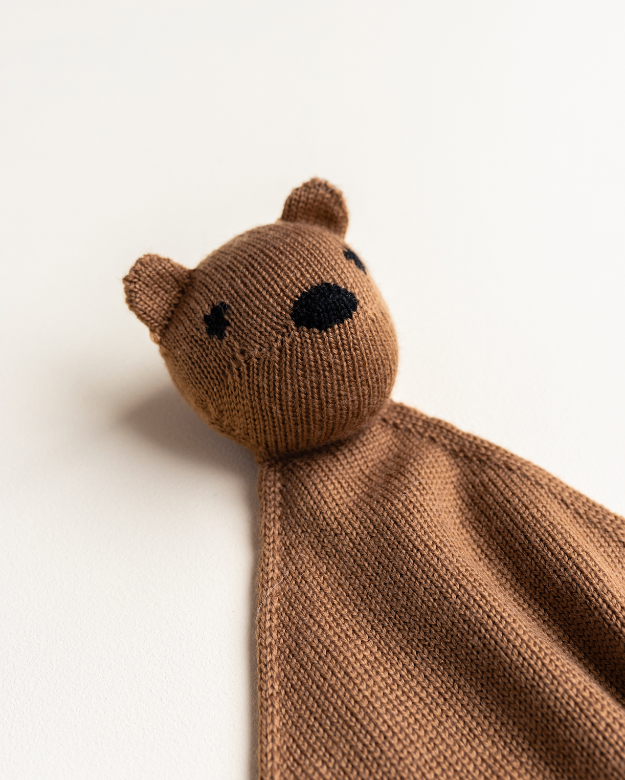 Hvid - Teddy Tokki - Chokolade