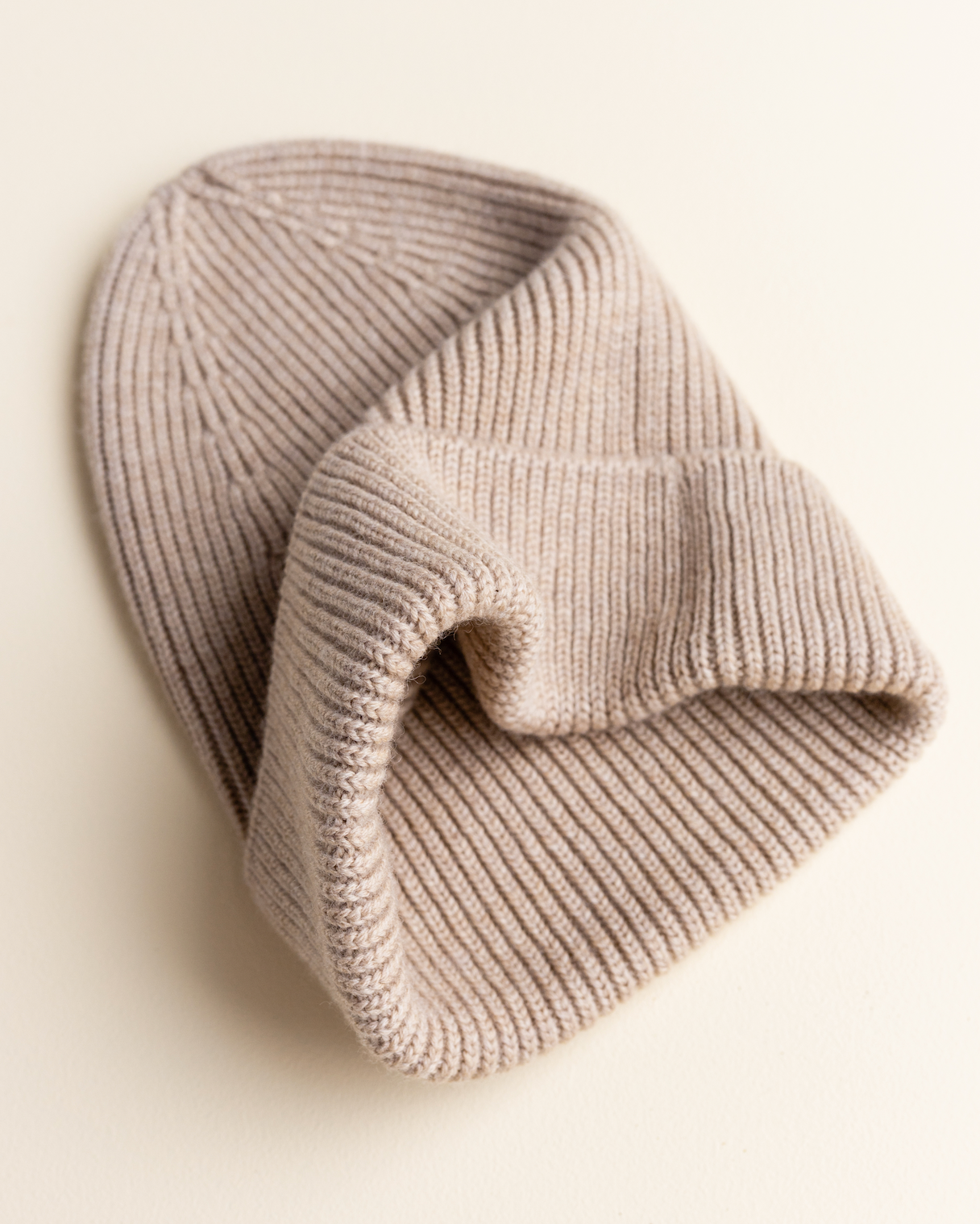 Hvid - Uld Beanie - Sand